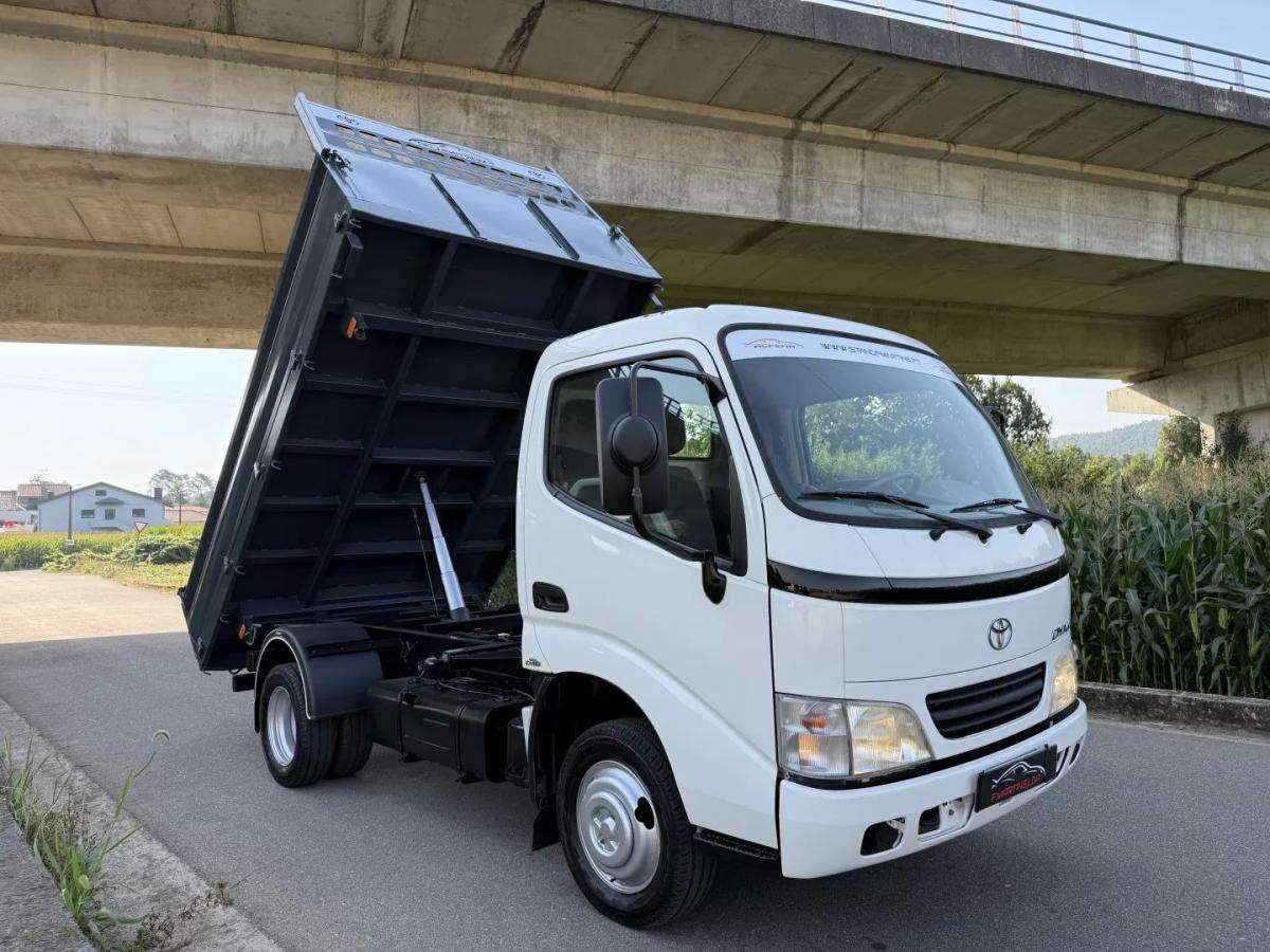 toyota-dyna-2007-diesel-3000cc