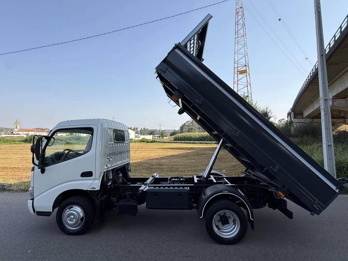 toyota-dyna-2007-diesel-3000cc
