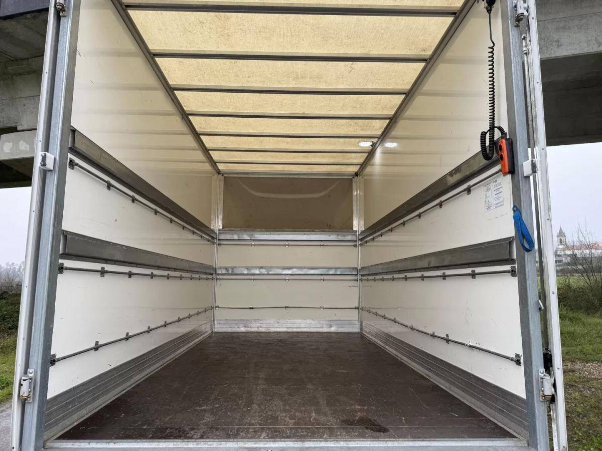 iveco-daily-2020-diesel-2300cc