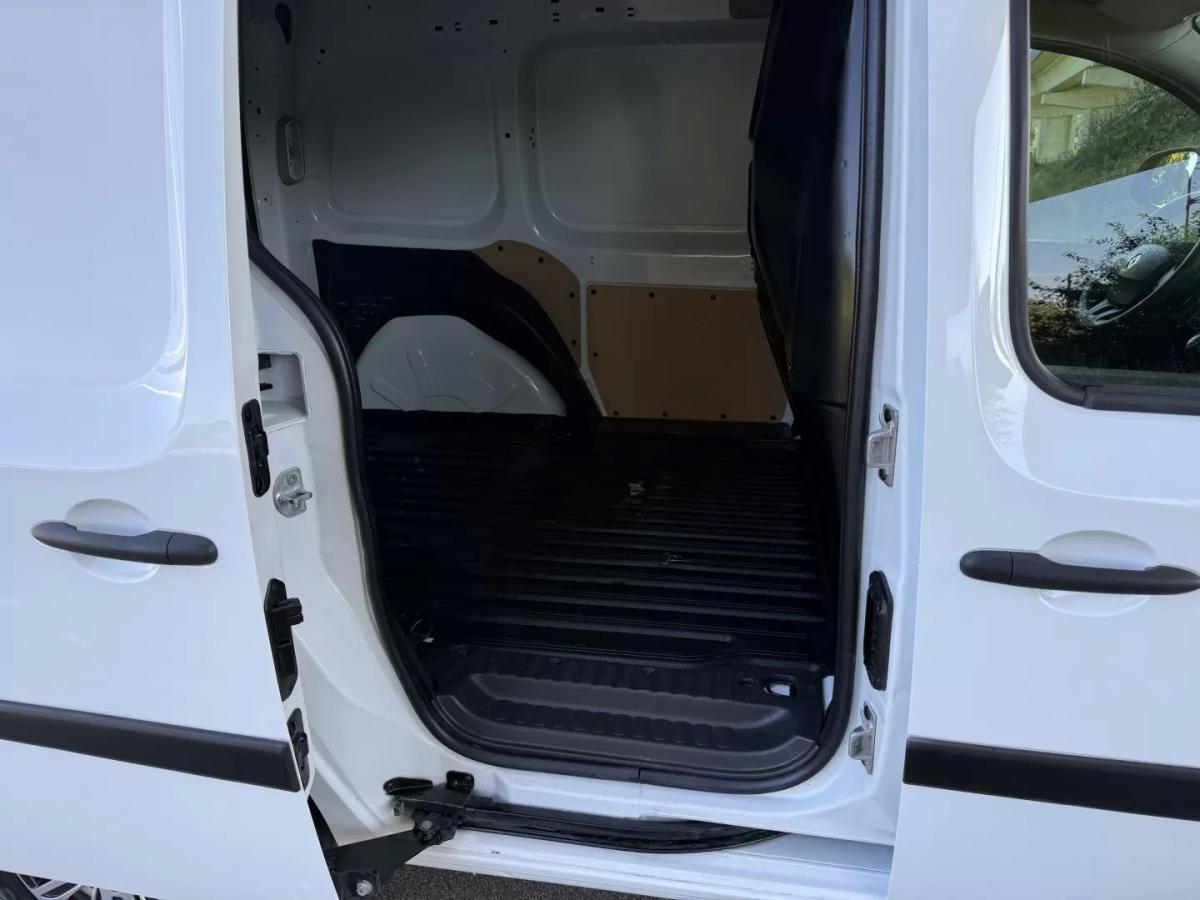 renault-kangoo-2020-diesel-1500cc