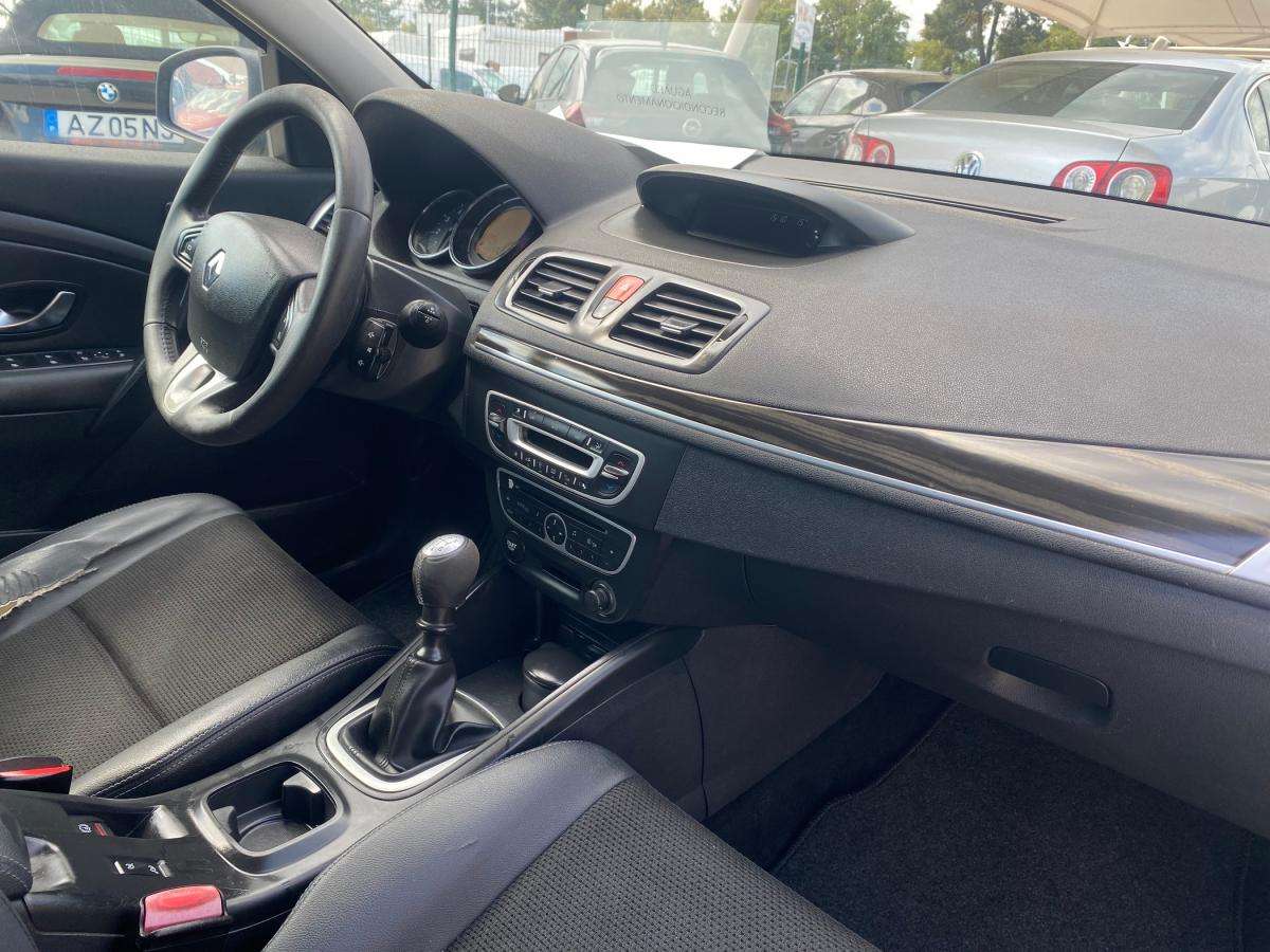 renault-megane-sport-tourer-2010-diesel-1461cc