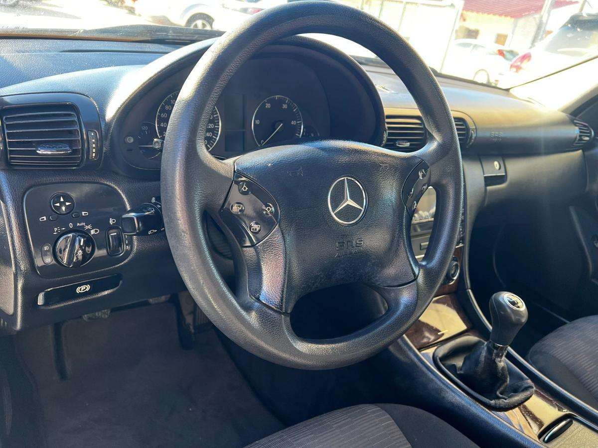 mercedes-benz-classe-c-2004-diesel-2148cc