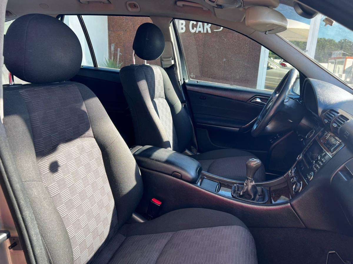mercedes-benz-classe-c-2004-diesel-2148cc