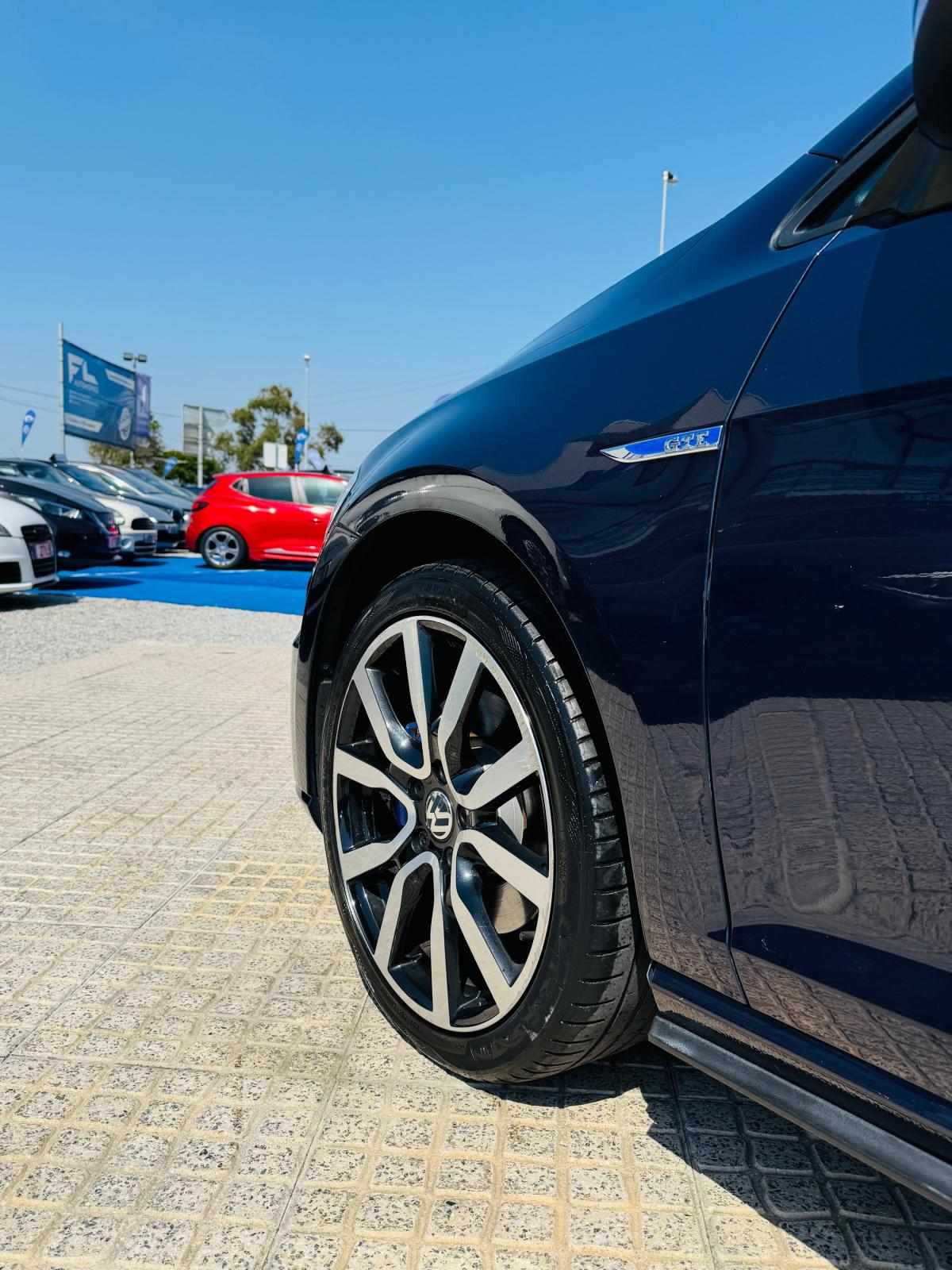 volkswagen-golf-2015-hibrido-a-gasolina-1395cc