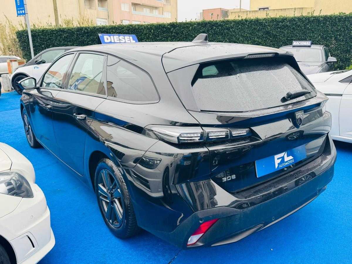 peugeot-308-sw-2022-diesel-1499cc