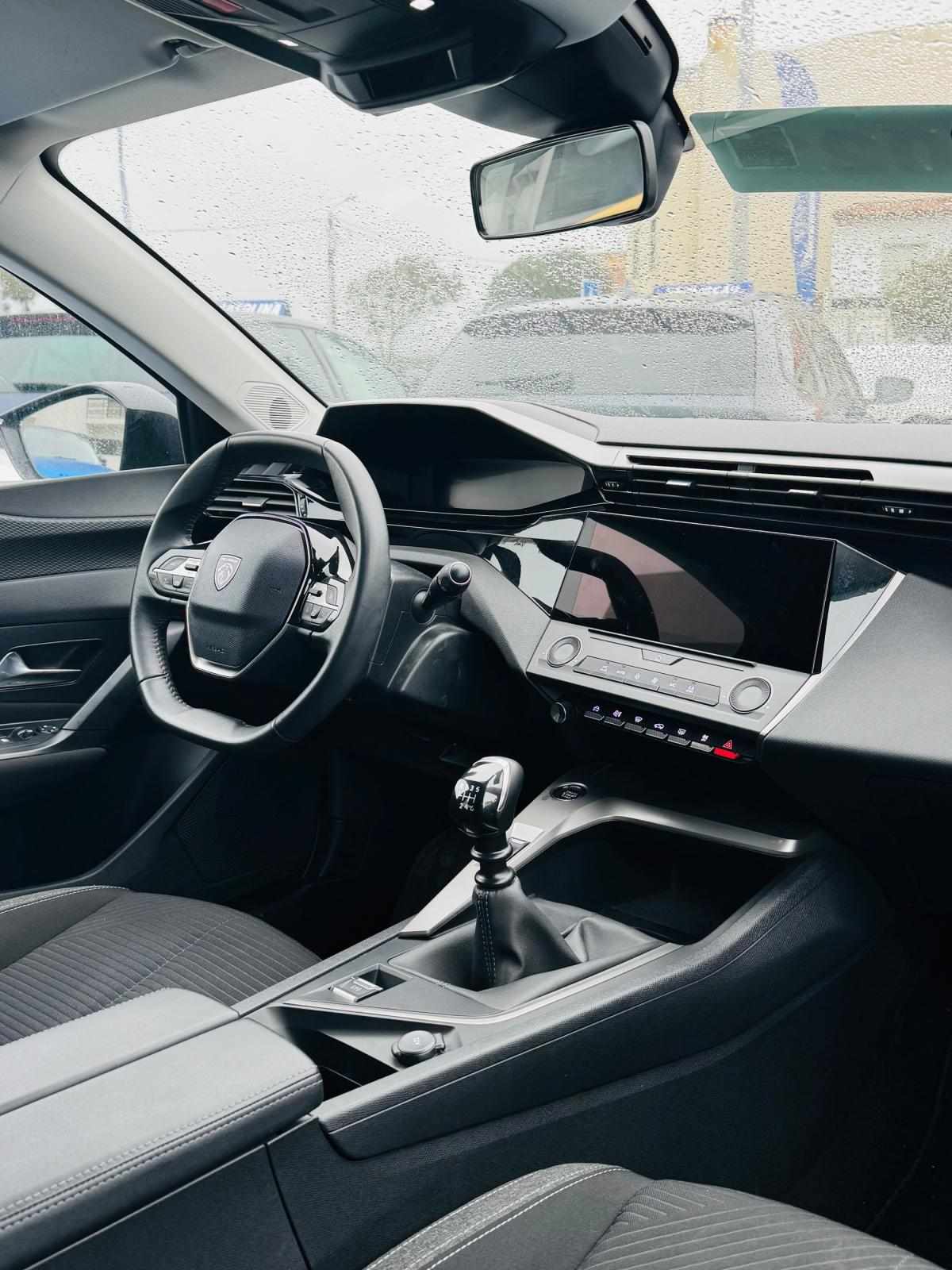 peugeot-308-sw-2022-diesel-1499cc