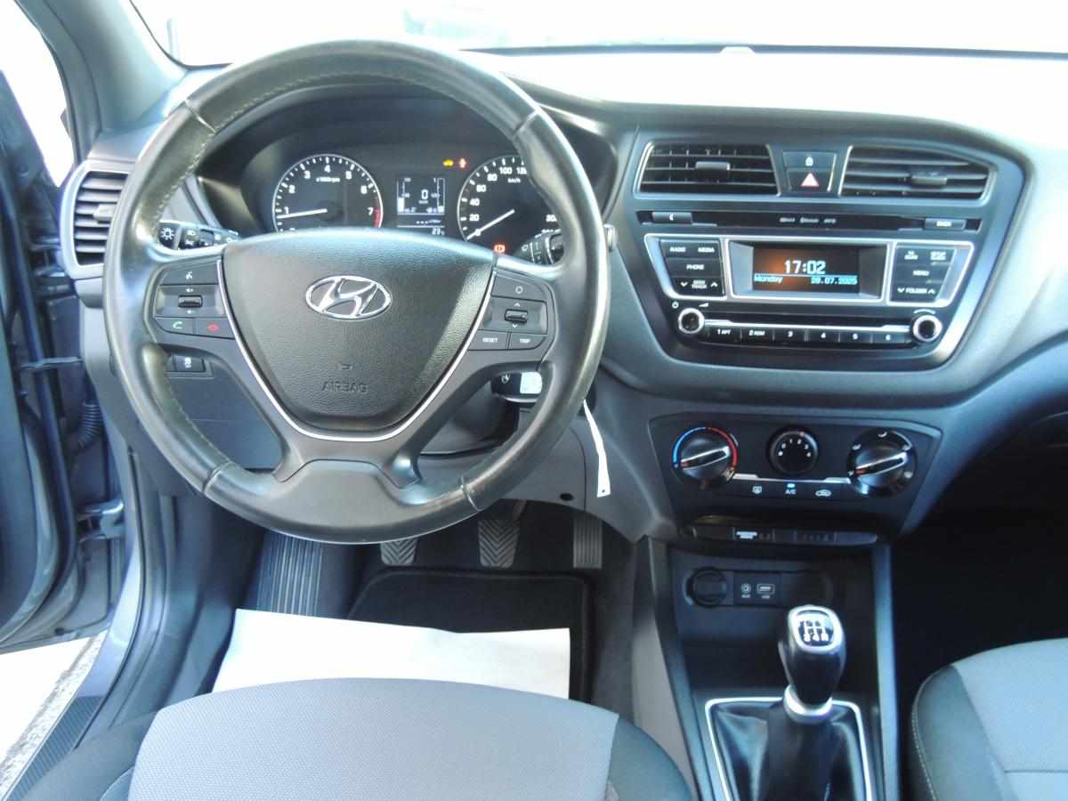 hyundai-i20-1-2-blue-2017-gasolina-1248cc