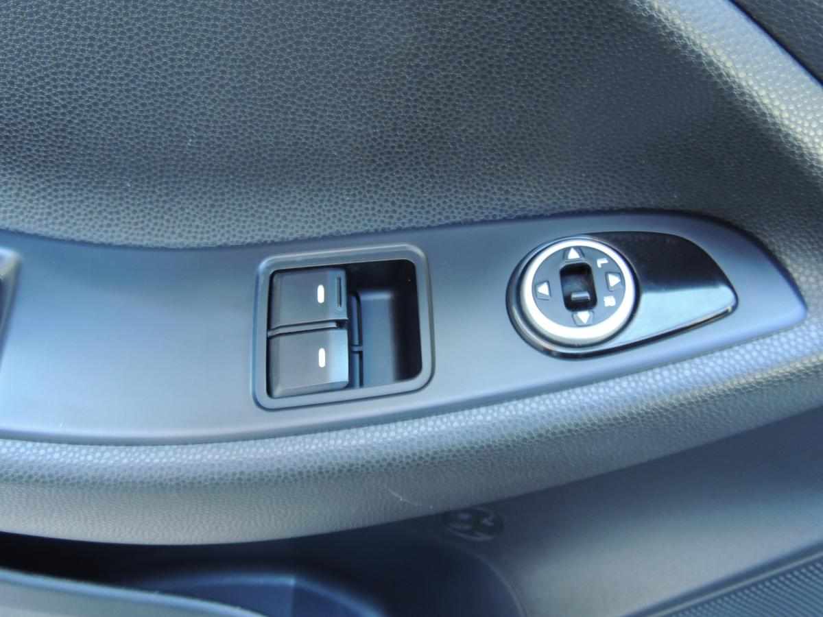 hyundai-i20-1-2-blue-2017-gasolina-1248cc