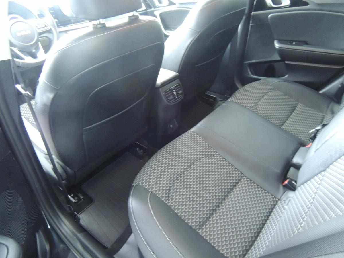 kia-ceed-1-0-120cv-2023-gasolina-998cc