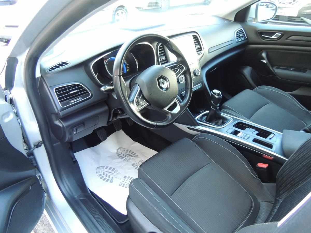 renault-megane-1-6-dci-2018-diesel-1598cc