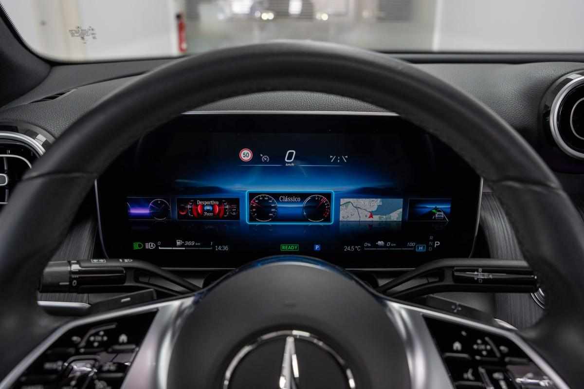 mercedes-benz-glc-300-de-4matic-2024-diesel-1993cc