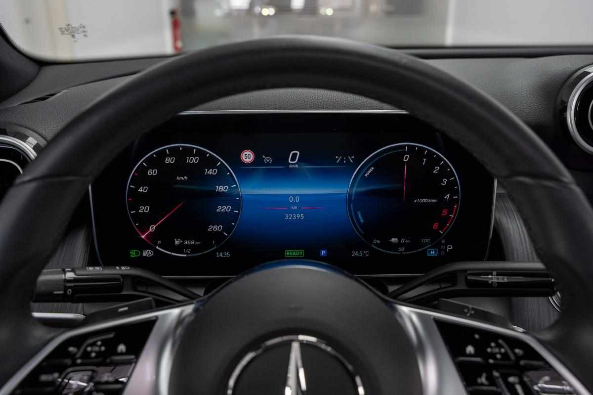 mercedes-benz-glc-300-de-4matic-2024-diesel-1993cc