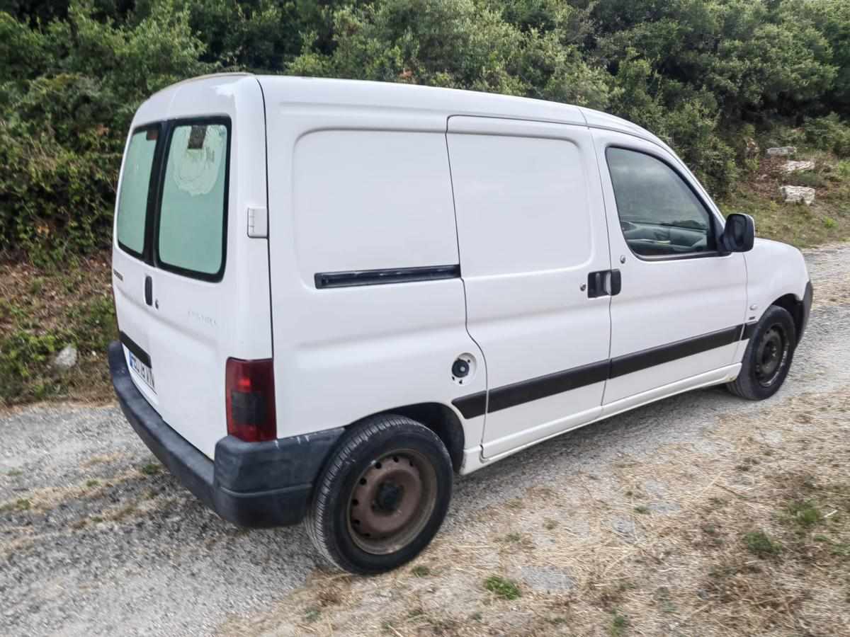 peugeot-partner-2-0-hdi-2003-diesel-1997cc