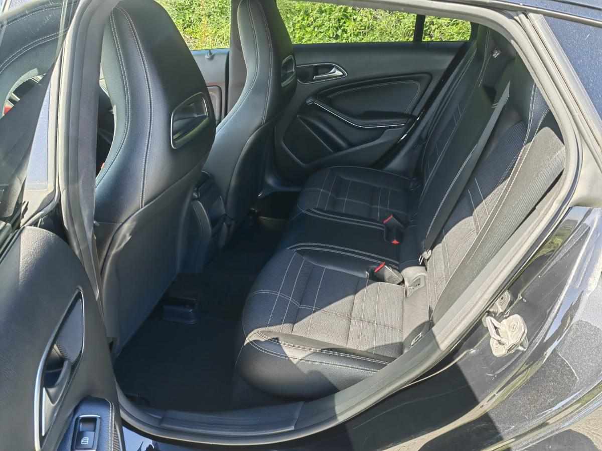 mercedes-benz-cla-180-d-blueefficiency-1-5-2016-diesel-1461cc