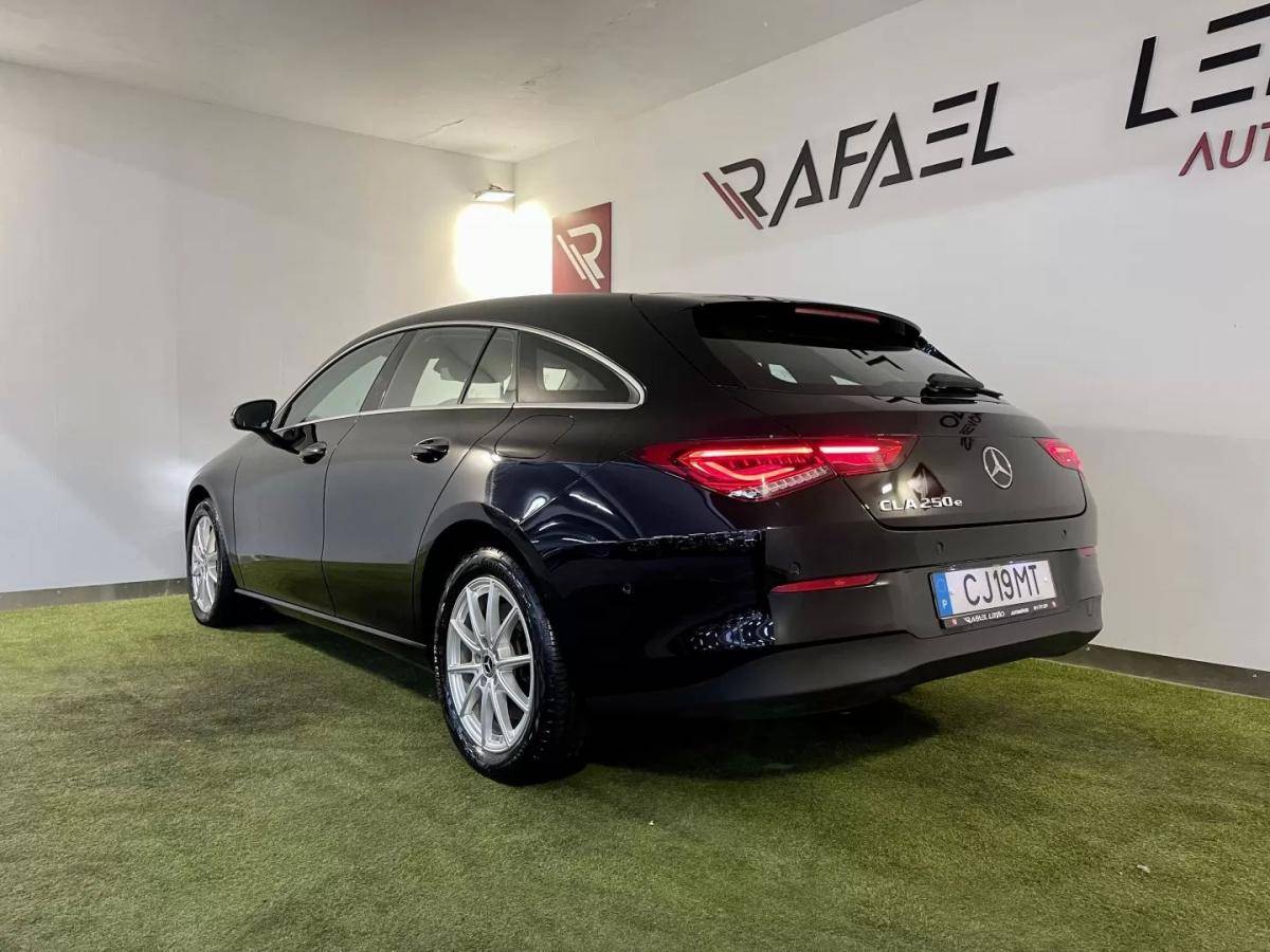mercedes-benz-cla-2022-hibrido-1332cc