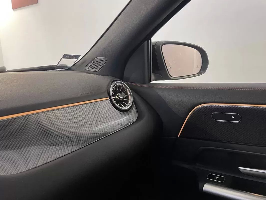 mercedes-benz-gla-2024-hibrido-1332cc
