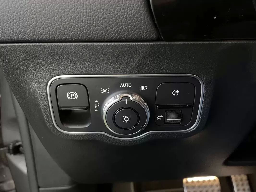 mercedes-benz-gla-2024-hibrido-1332cc