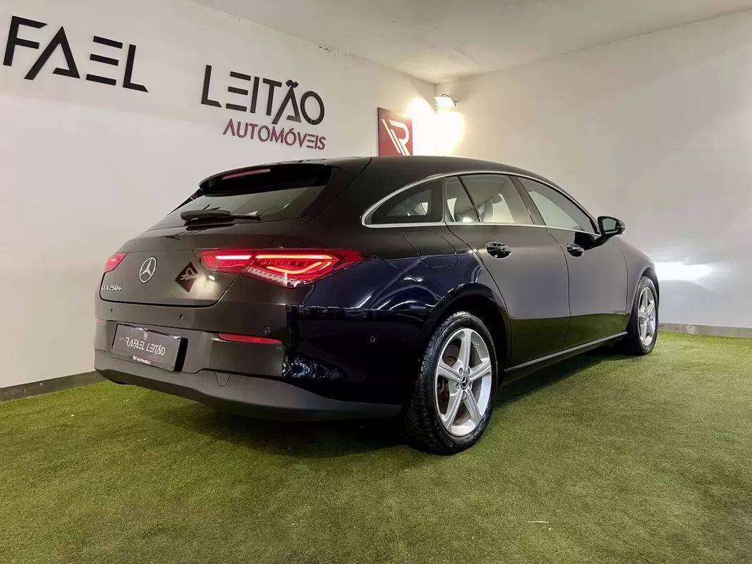 mercedes-benz-cla-2022-hibrido-1332cc