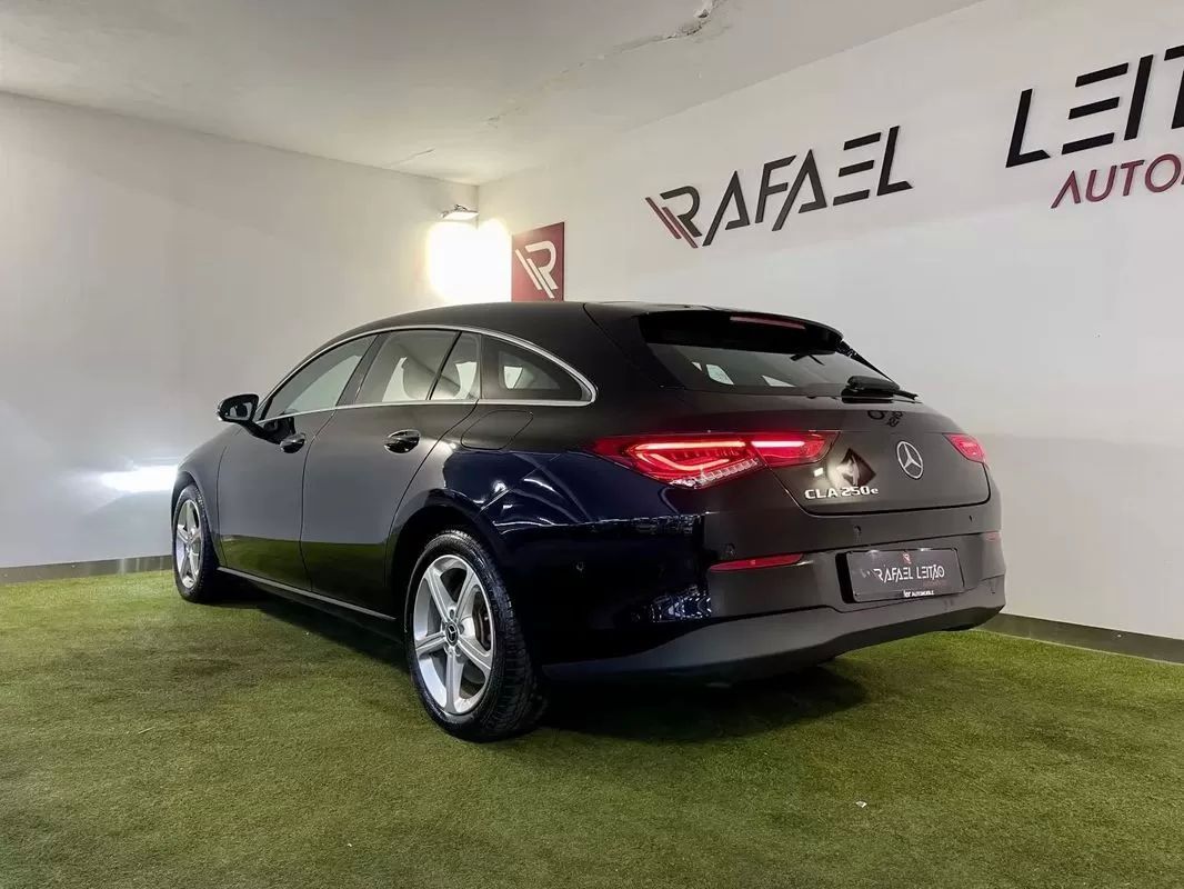 mercedes-benz-cla-2022-hibrido-1332cc