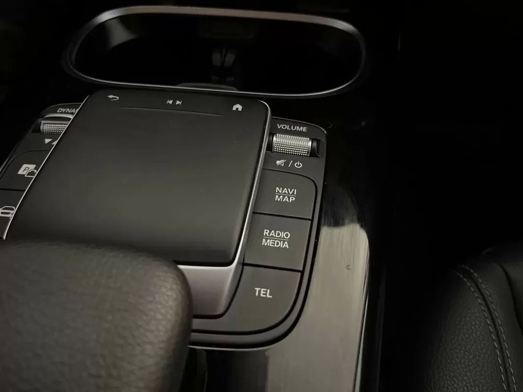 mercedes-benz-cla-2022-hibrido-1332cc