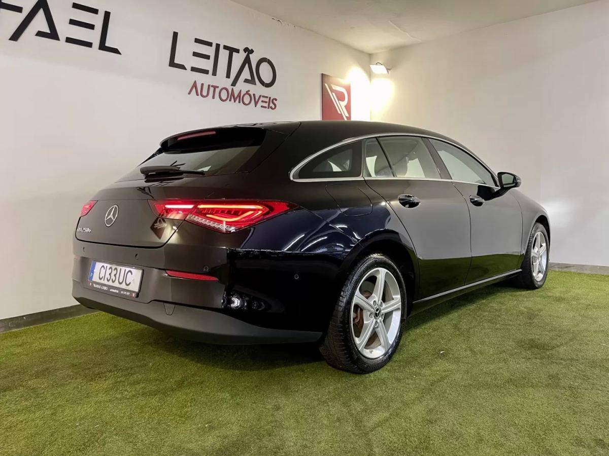 mercedes-benz-cla-2022-hibrido-1332cc