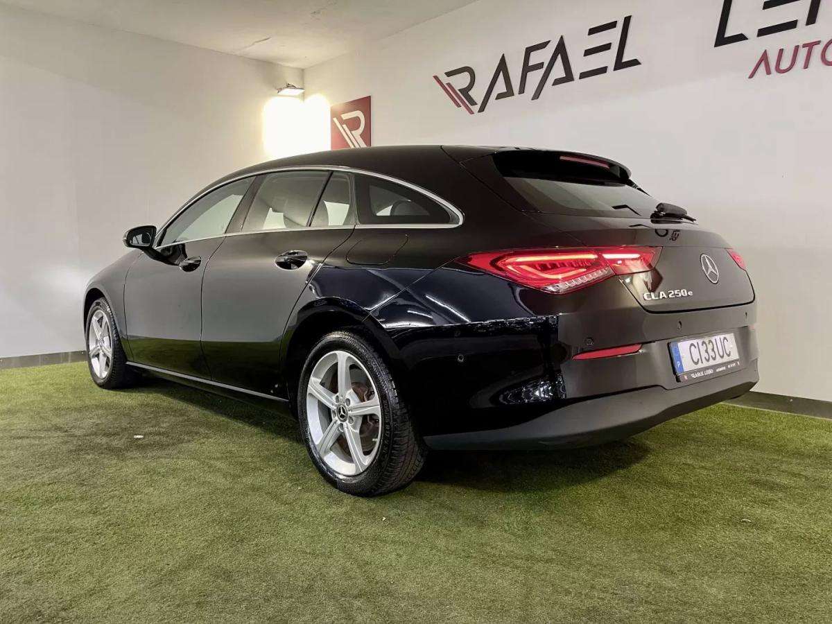 mercedes-benz-cla-2022-hibrido-1332cc