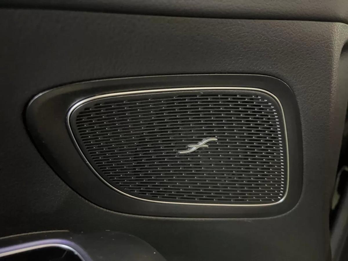 mercedes-benz-classe-c-2023-hibrido-1999cc