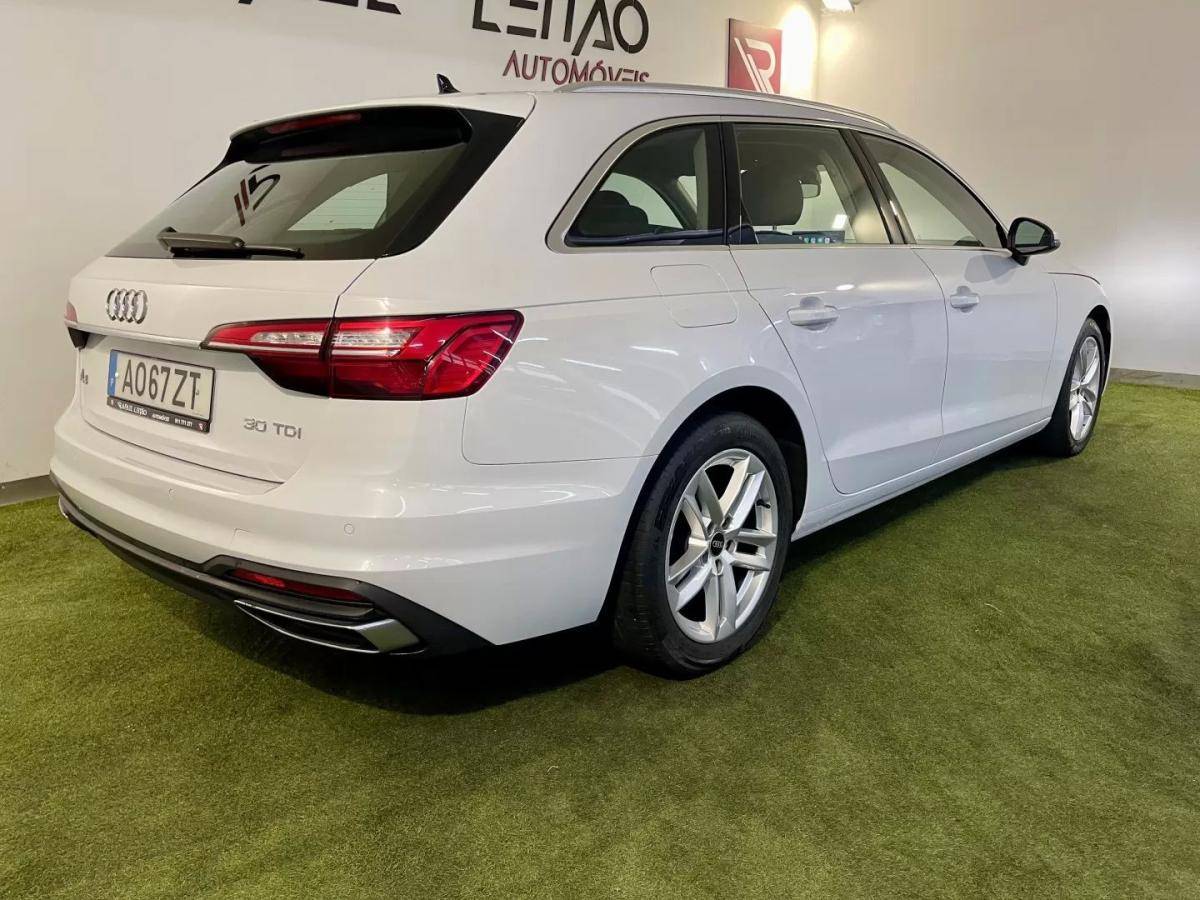audi-a4-avant-2022-diesel-1968cc
