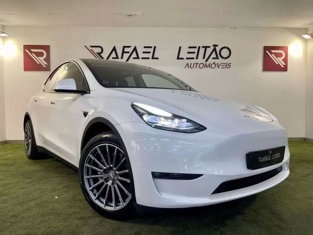 tesla-model-y-2022-eletrico-0cc