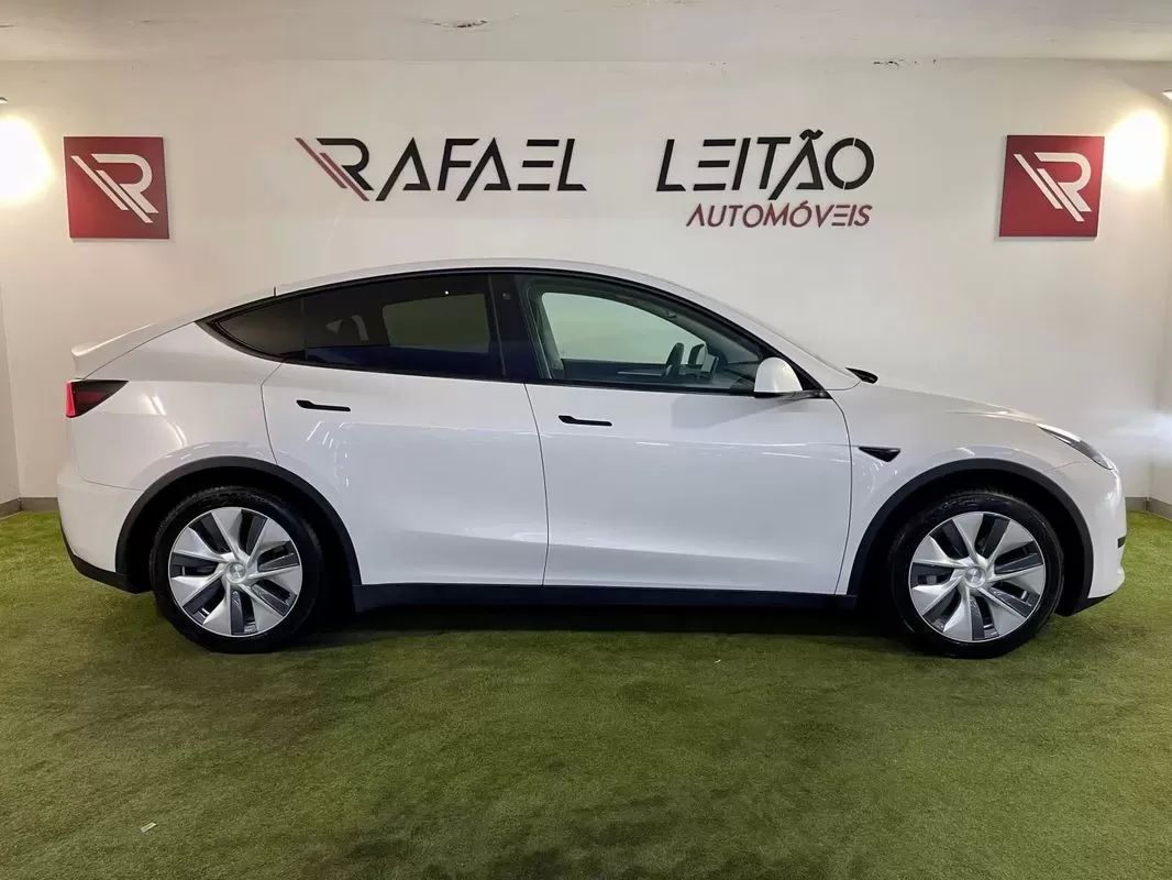 tesla-model-y-2023-eletrico-0cc