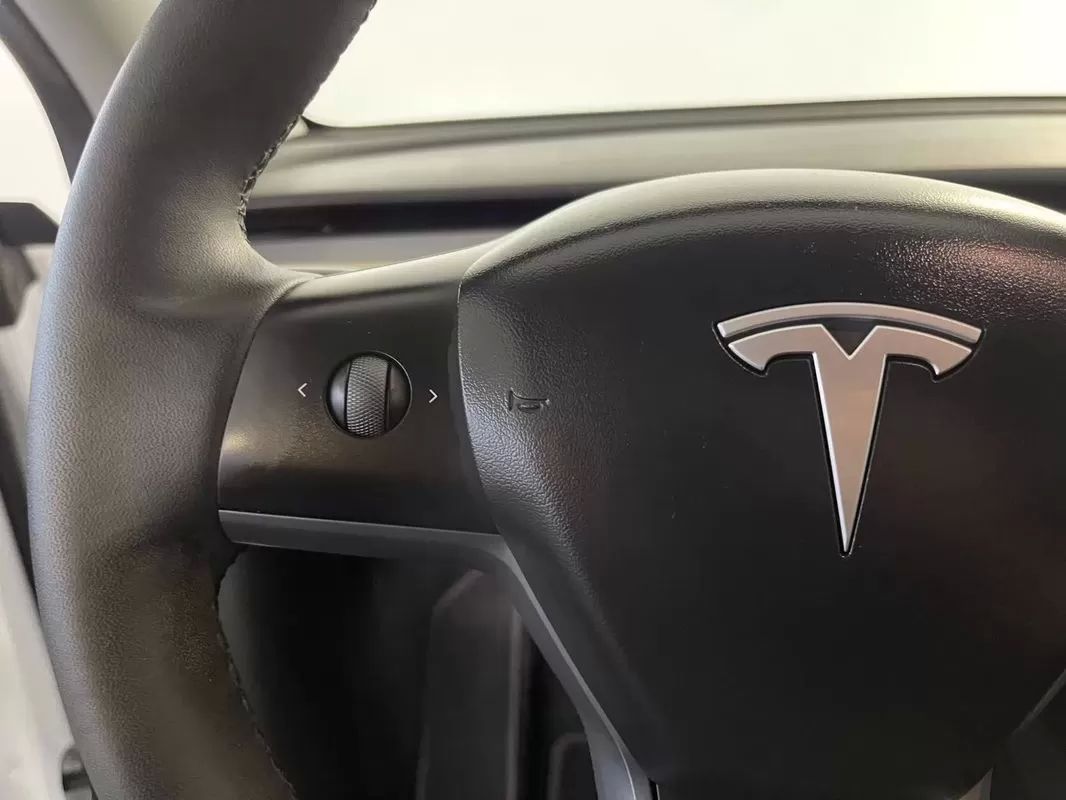 tesla-model-y-2023-eletrico-0cc