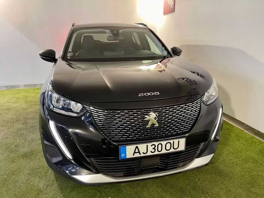 peugeot-2008-2021-diesel-1499cc
