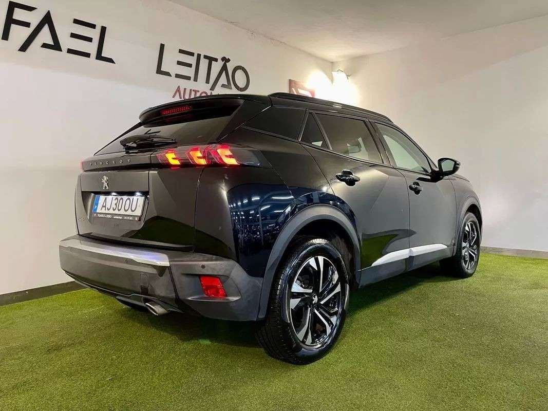 peugeot-2008-2021-diesel-1499cc