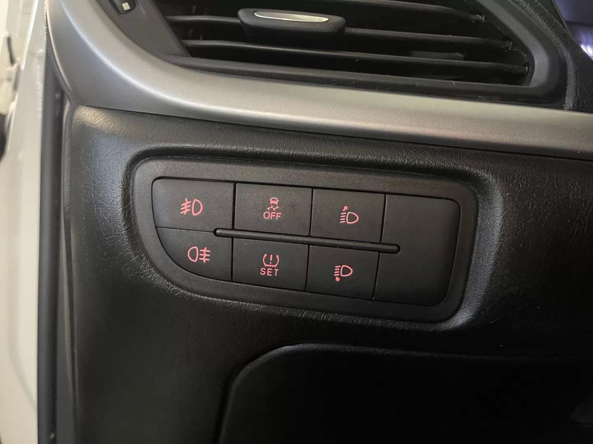 fiat-tipo-station-wagon-2018-diesel-1248cc