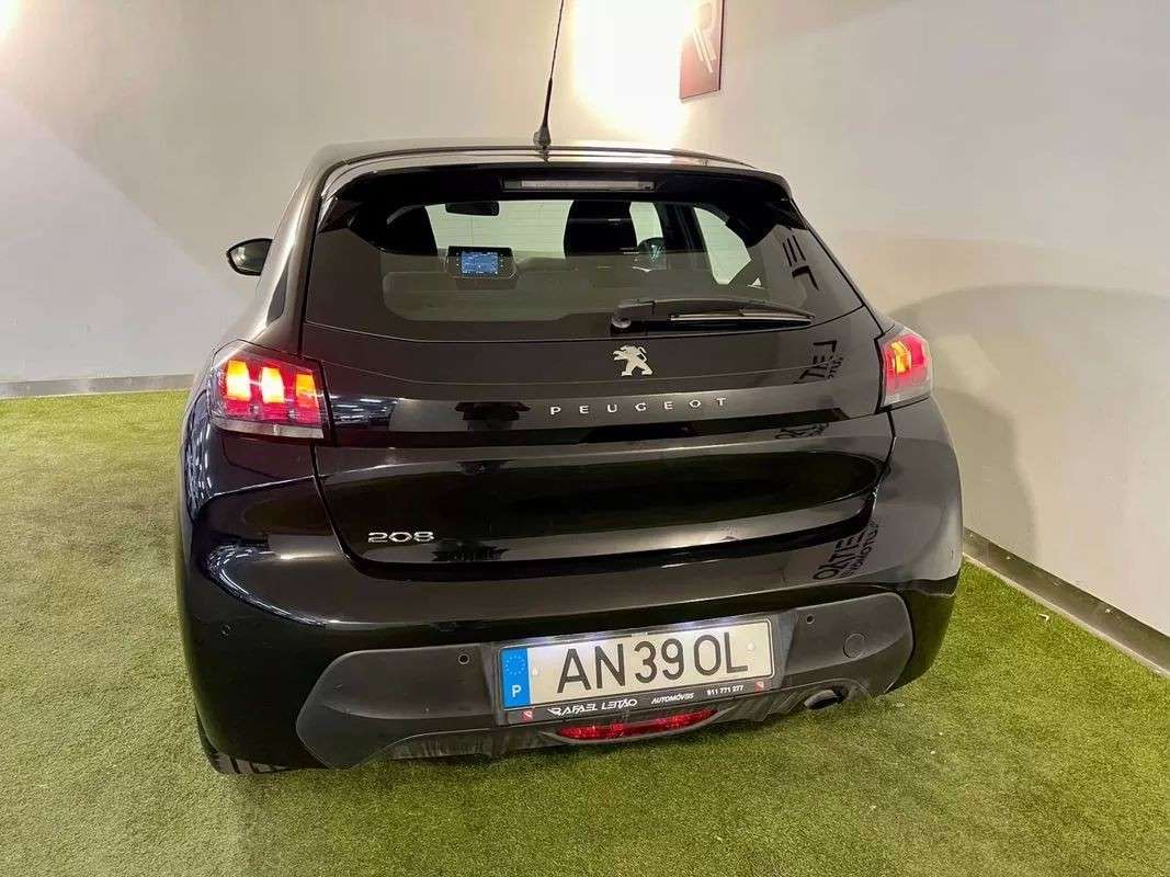 peugeot-208-2022-diesel-1499cc