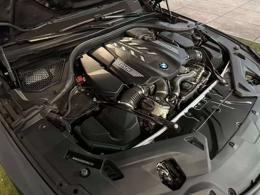 bmw-serie-8-2023-gasolina-4395cc