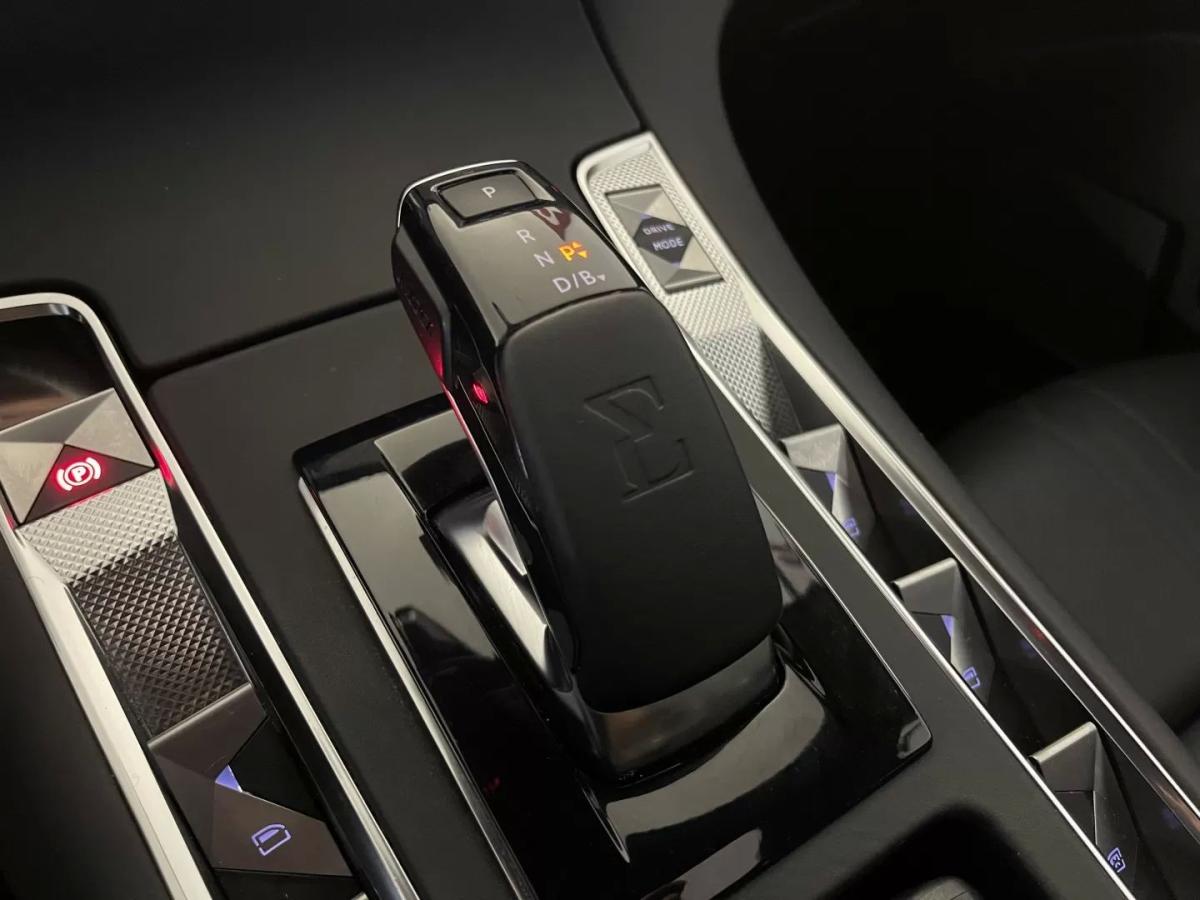 ds-ds-7-crossback-2020-hibrido-1598cc