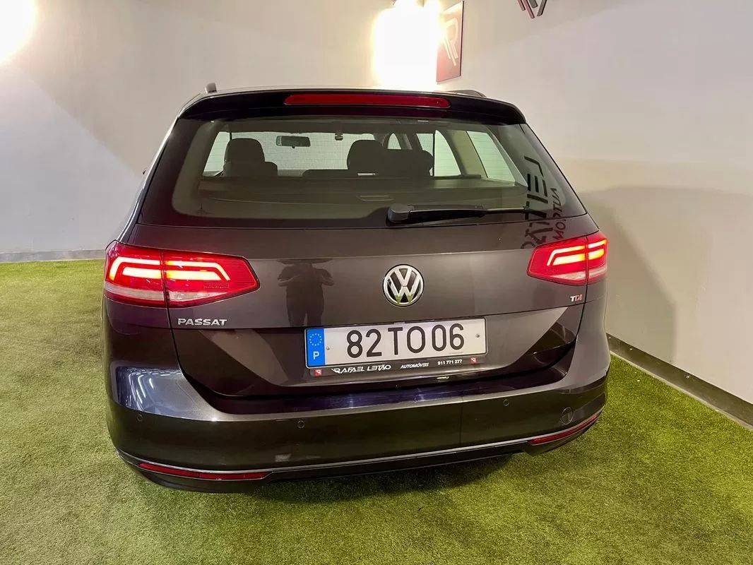 volkswagen-passat-variant-2017-diesel-1598cc
