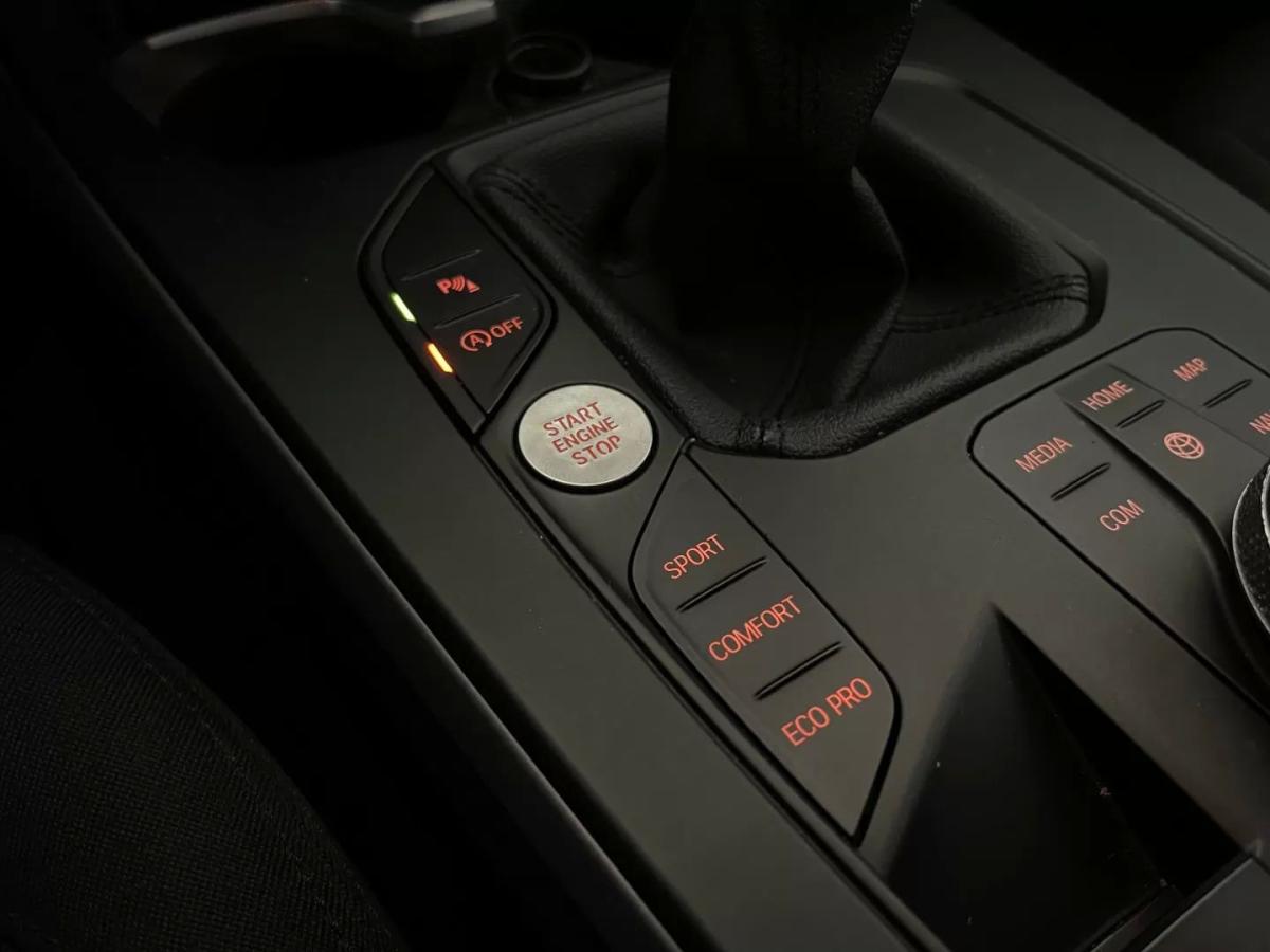 bmw-serie-1-2023-diesel-1496cc