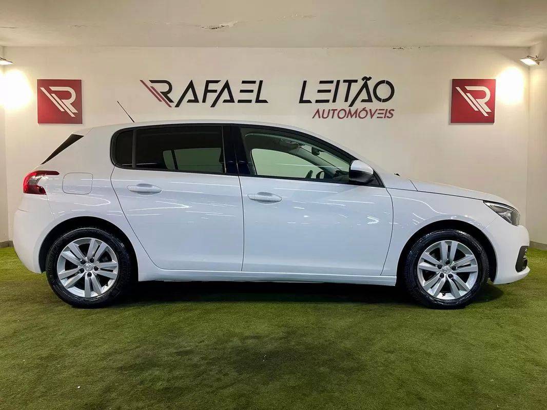 peugeot-308-2018-gasolina-1199cc