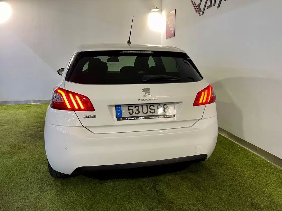 peugeot-308-2018-gasolina-1199cc