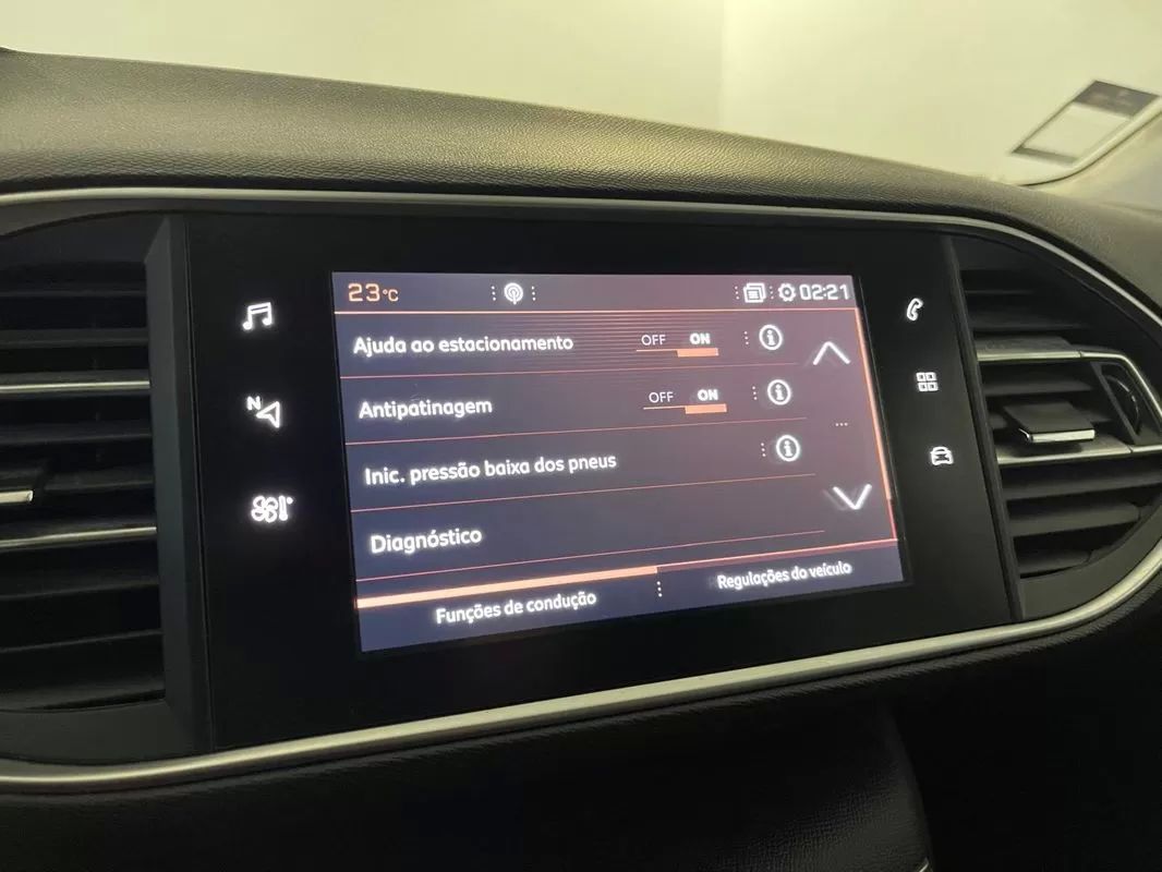 peugeot-308-2018-gasolina-1199cc