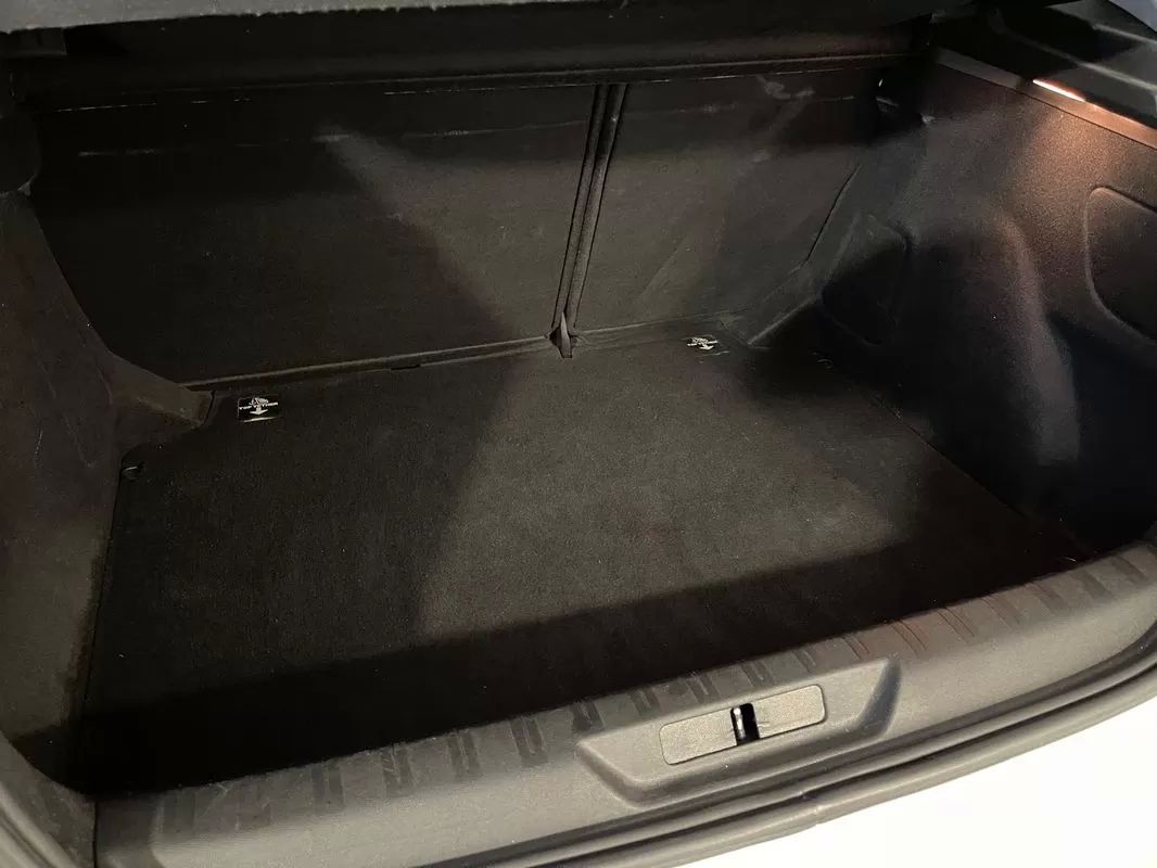 peugeot-308-2018-gasolina-1199cc
