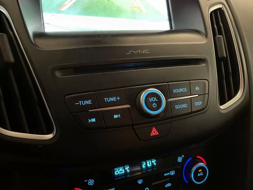 ford-focus-sw-2015-diesel-1499cc