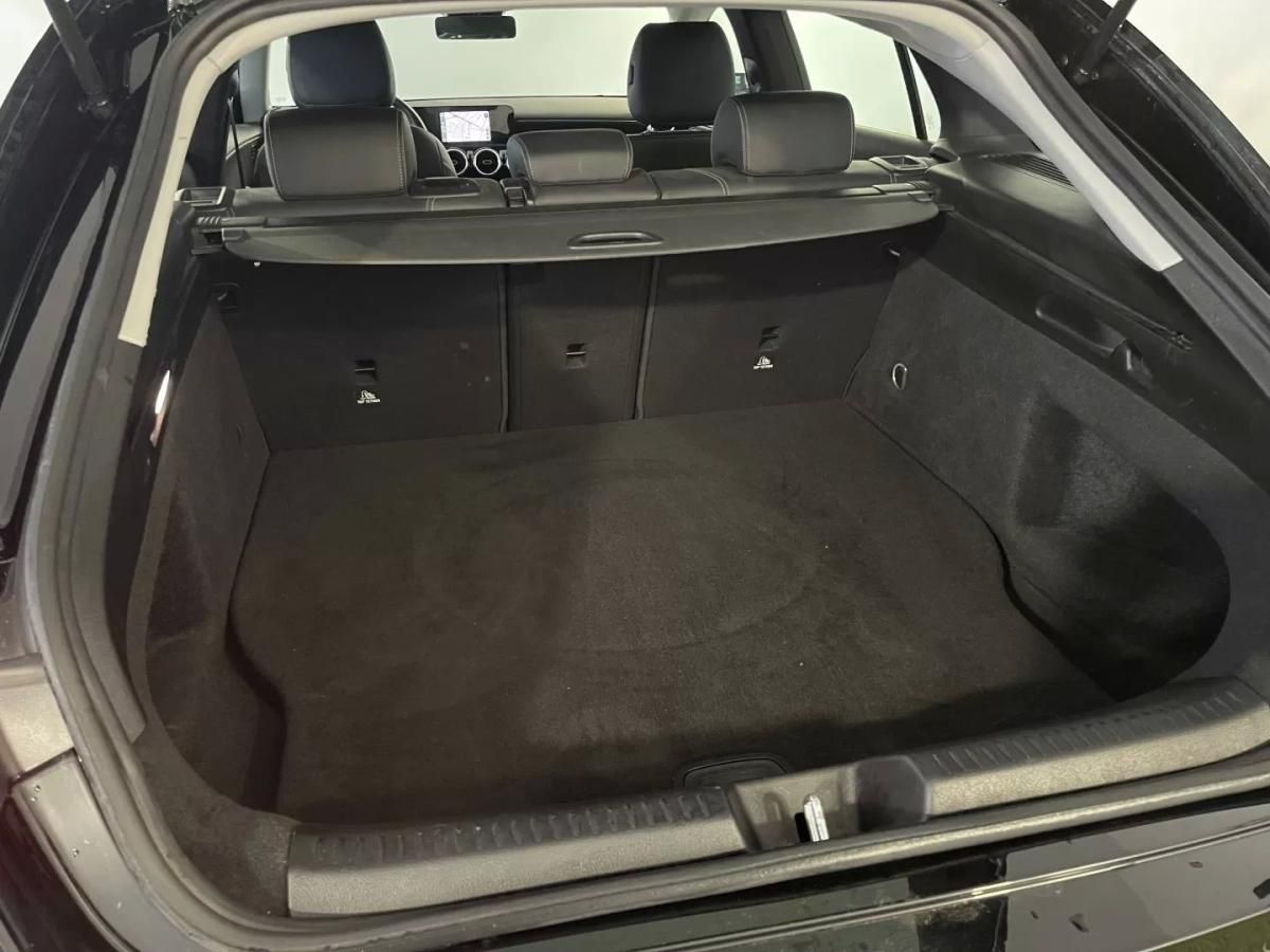 mercedes-benz-cla-2022-hibrido-1332cc