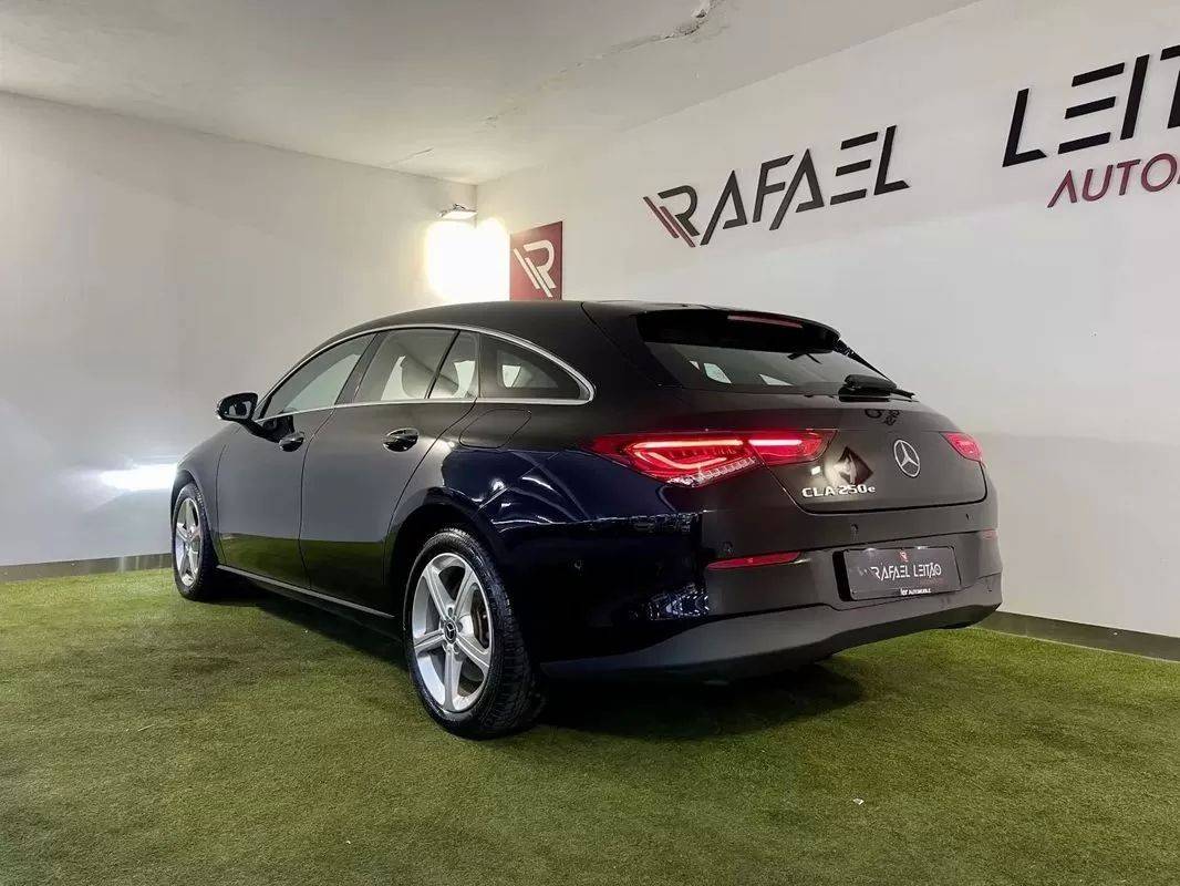 mercedes-benz-cla-2022-hibrido-1332cc