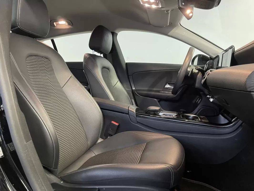 mercedes-benz-cla-2022-hibrido-1332cc