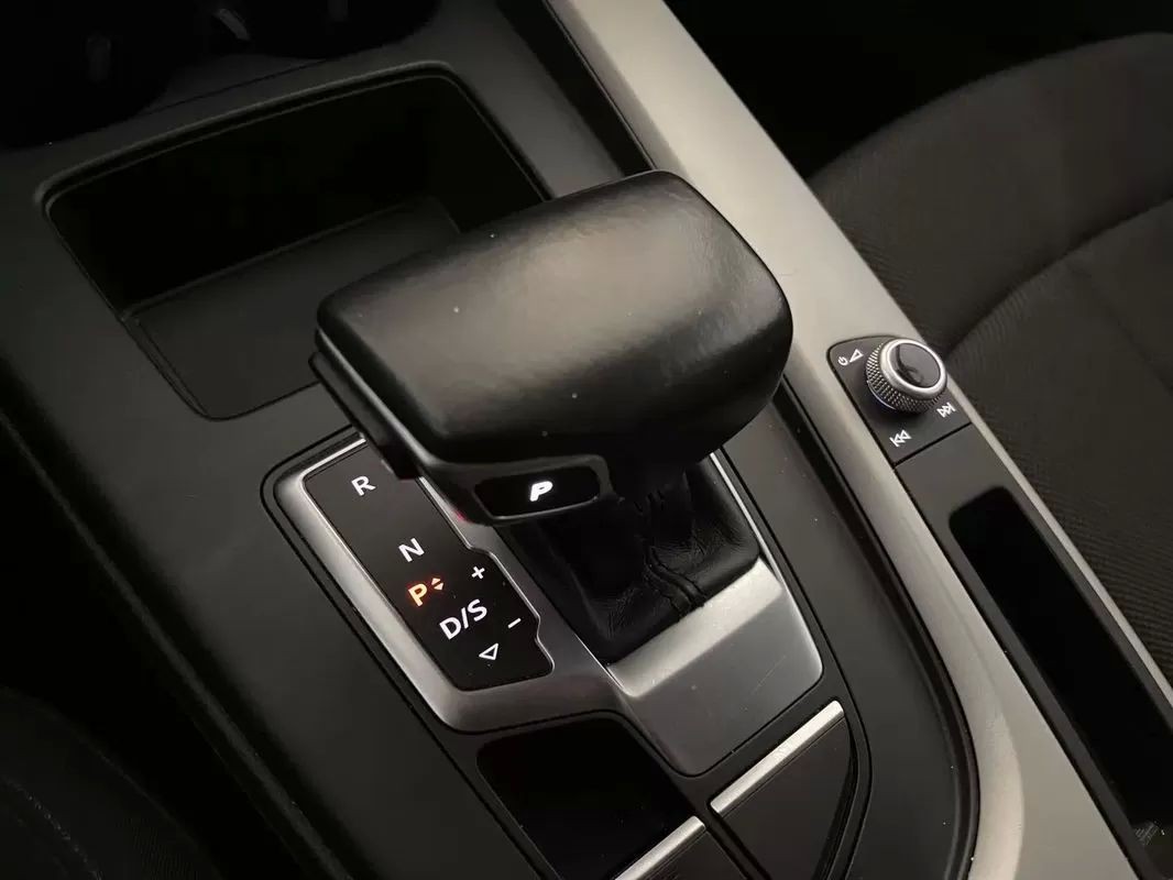 audi-a4-avant-2022-diesel-1968cc
