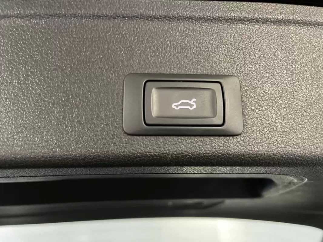 audi-a4-avant-2022-diesel-1968cc