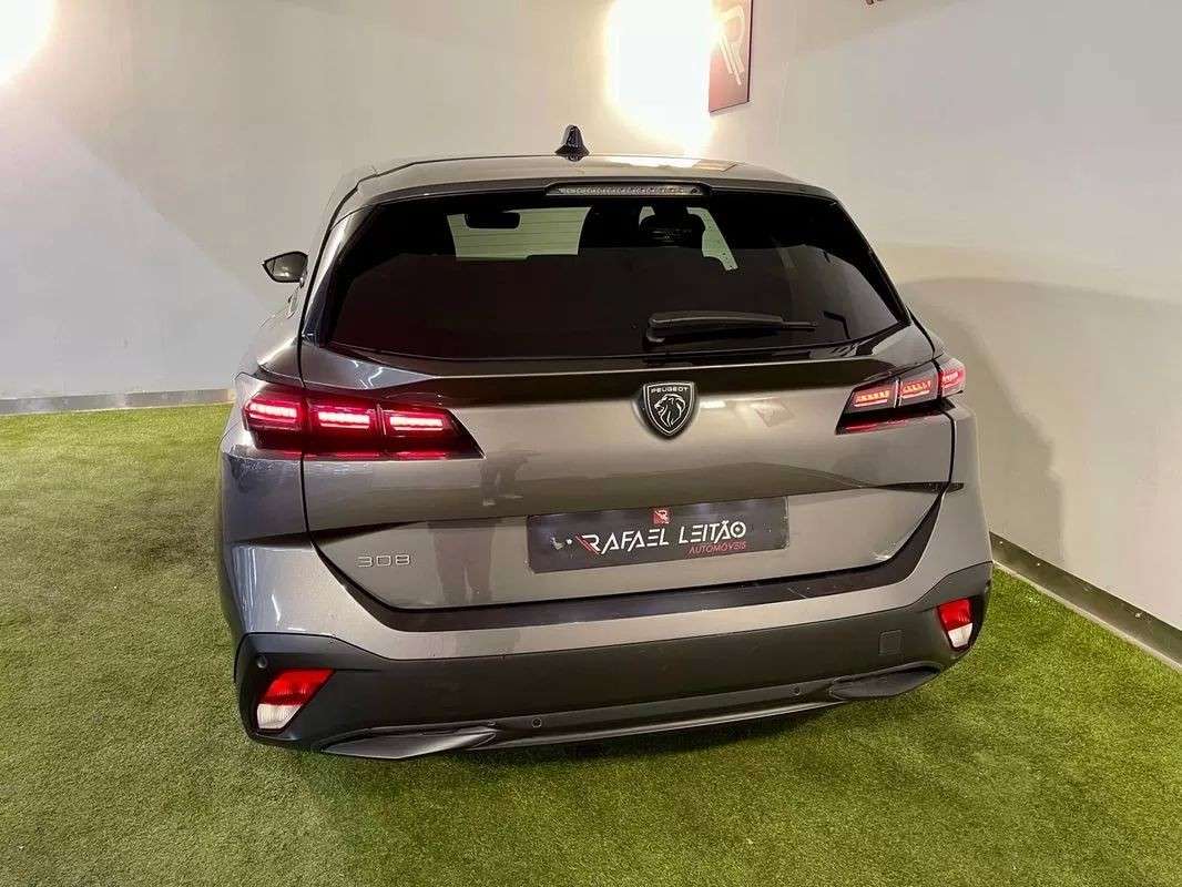 peugeot-308-sw-2023-diesel-1499cc
